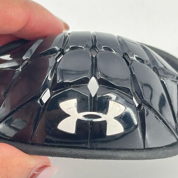 Under Armour Spotlight Kids’ Black & White Chinstrap – One Size Fits Most - Picture 6 of 10